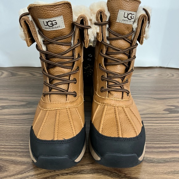 UGG Women's Adirondack III Chestnut Brown Waterproof Leather Snow Boots  Size 8 - Picture 8 of 12